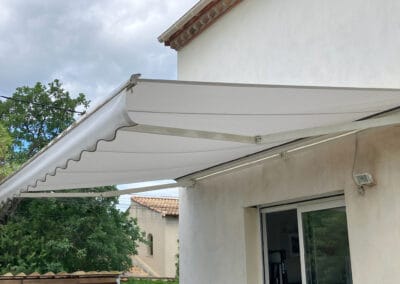 Remplacement d’une toile de store banne à Montpellier