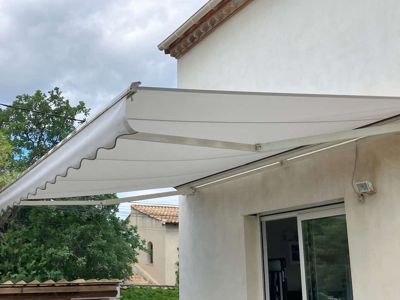 Remplacement de toile de store banne Montpellier