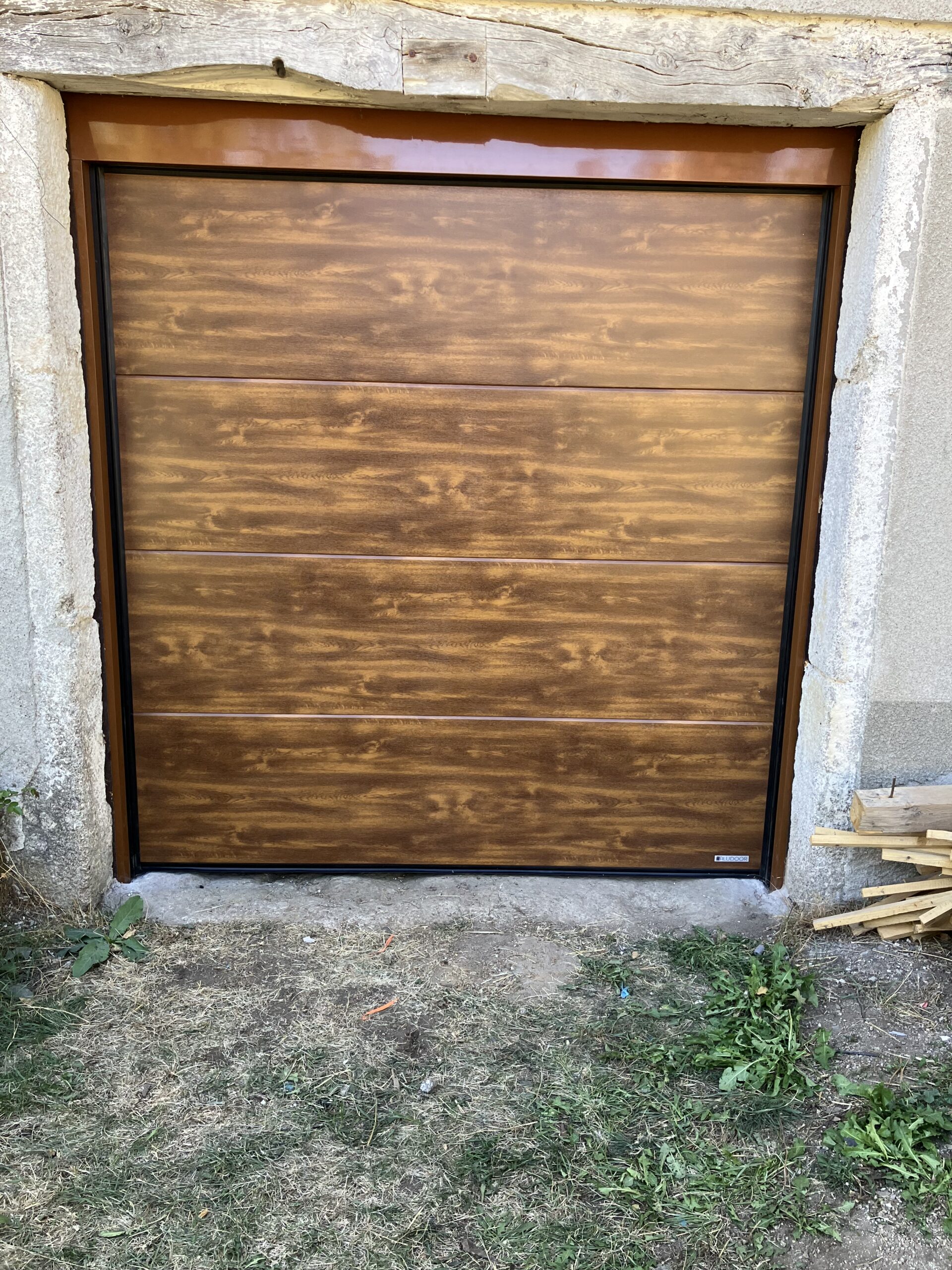 Remplacement porte de garage Lozère Remplacement de portail alu Montpellier