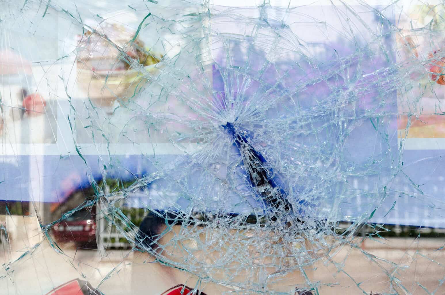 Remplacement vitrage fissuré Montpellier